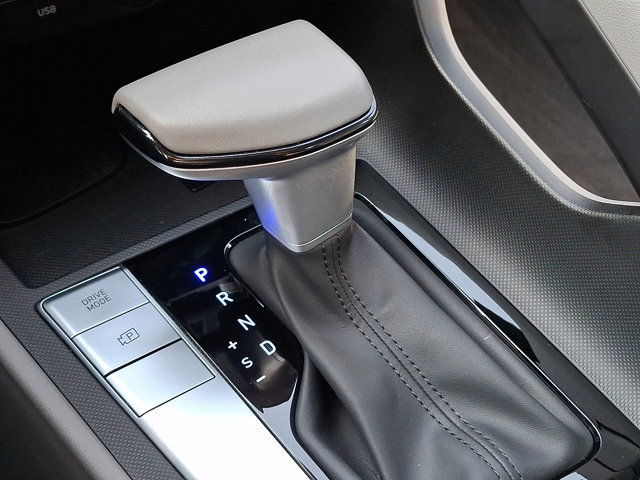 Certified 2025 Hyundai Elantra Sport image 14