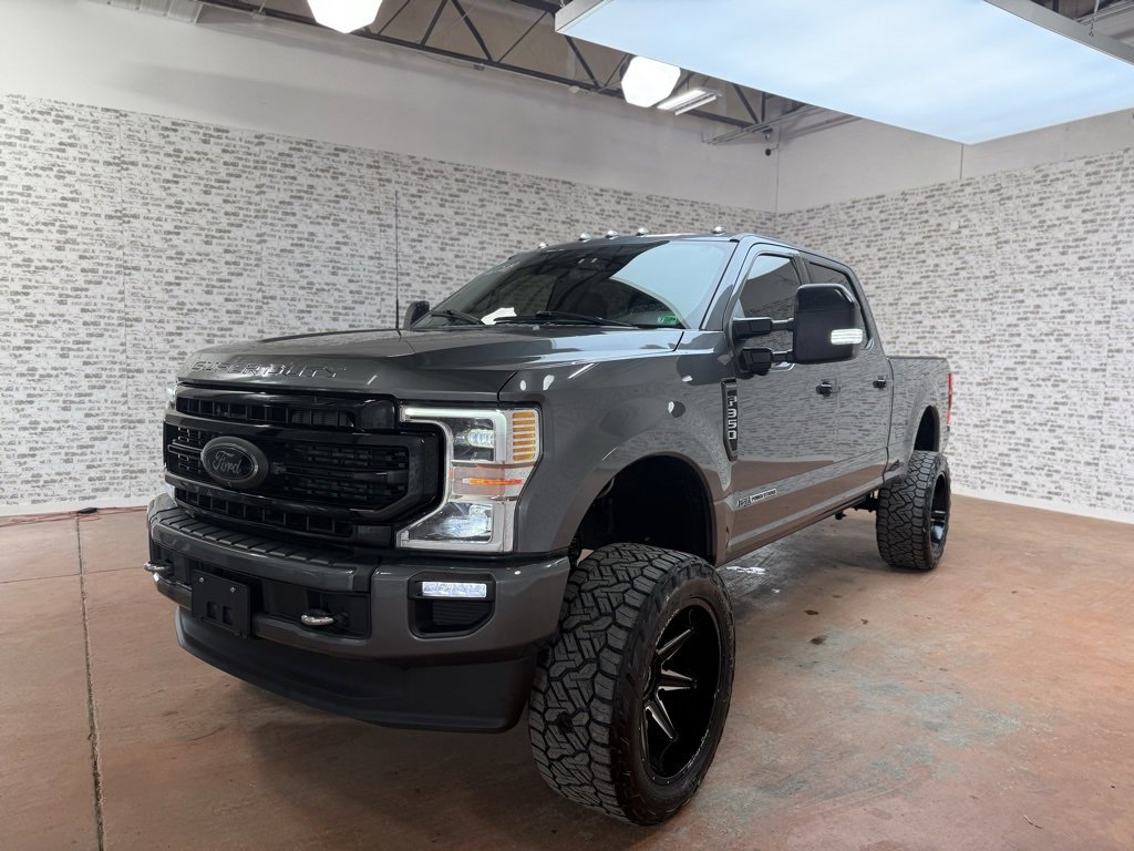 Used 2022 Ford F350 Platinum image 3