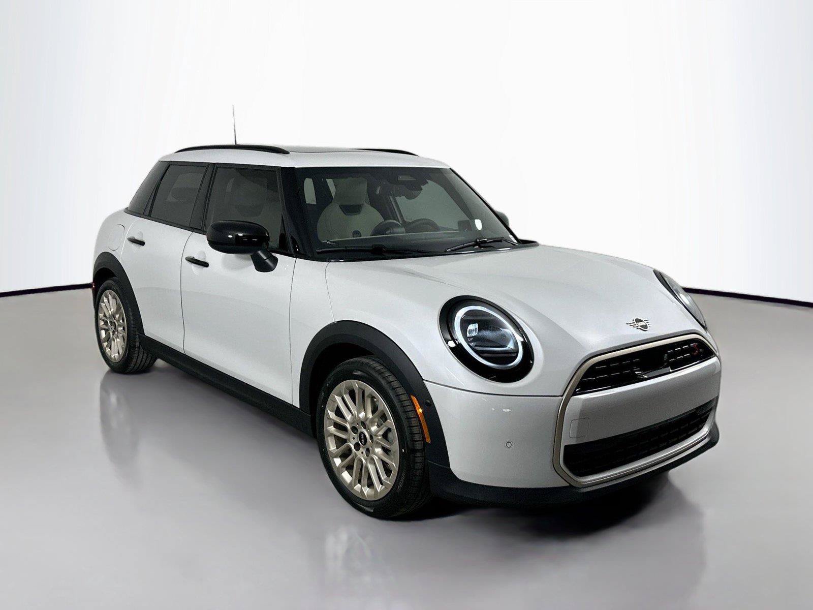 Used 2025 MINI Cooper S FWD image 3