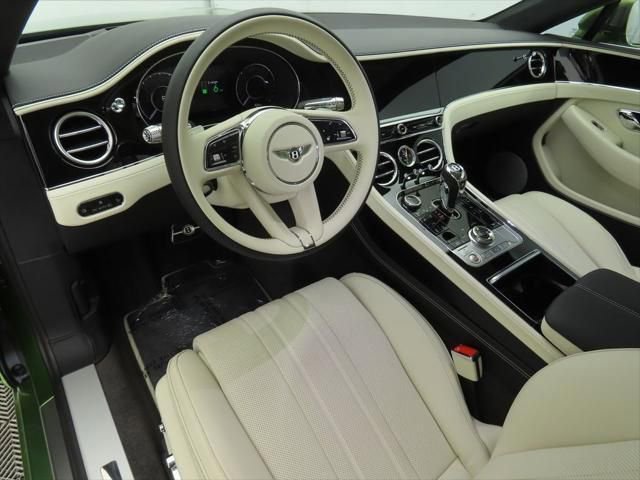 Used 2025 Bentley Continental GT image 9
