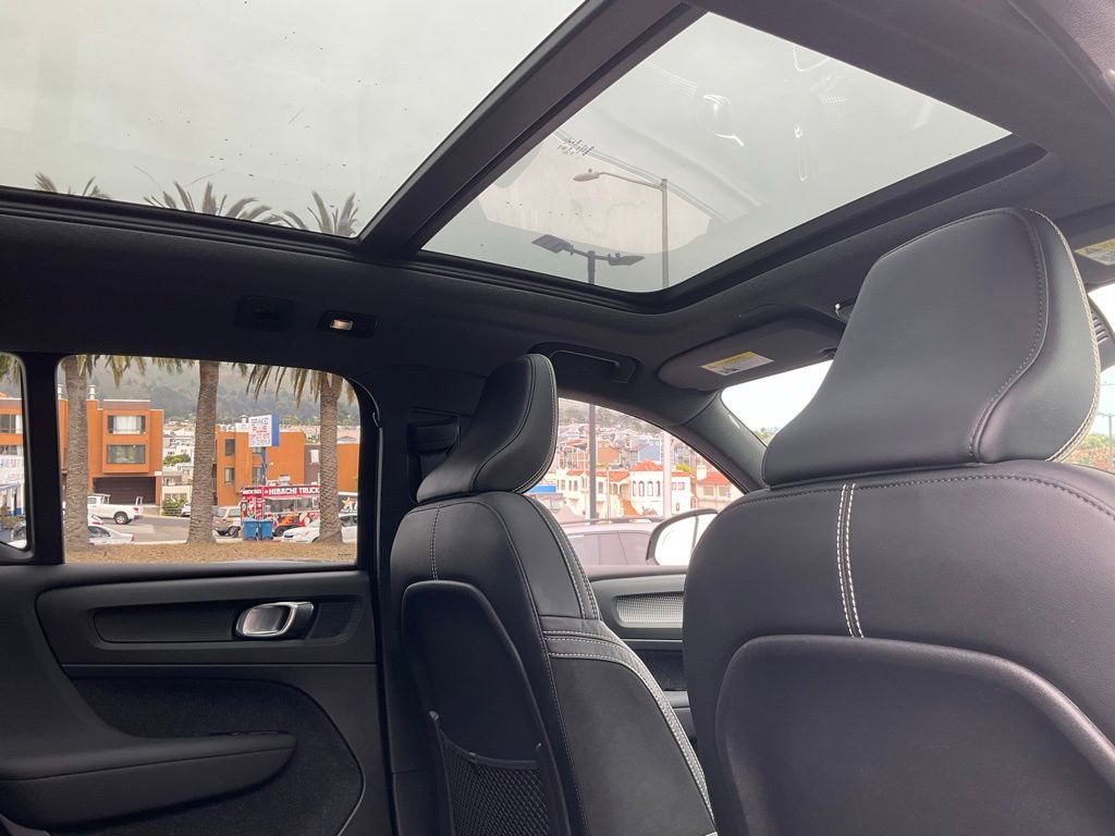 Used 2021 Volvo XC40 P8 Recharge AWD/4WD image 58