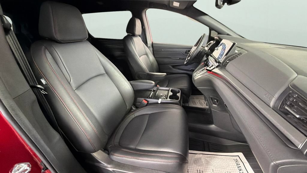 Used 2025 Honda Odyssey Sport-L image 38