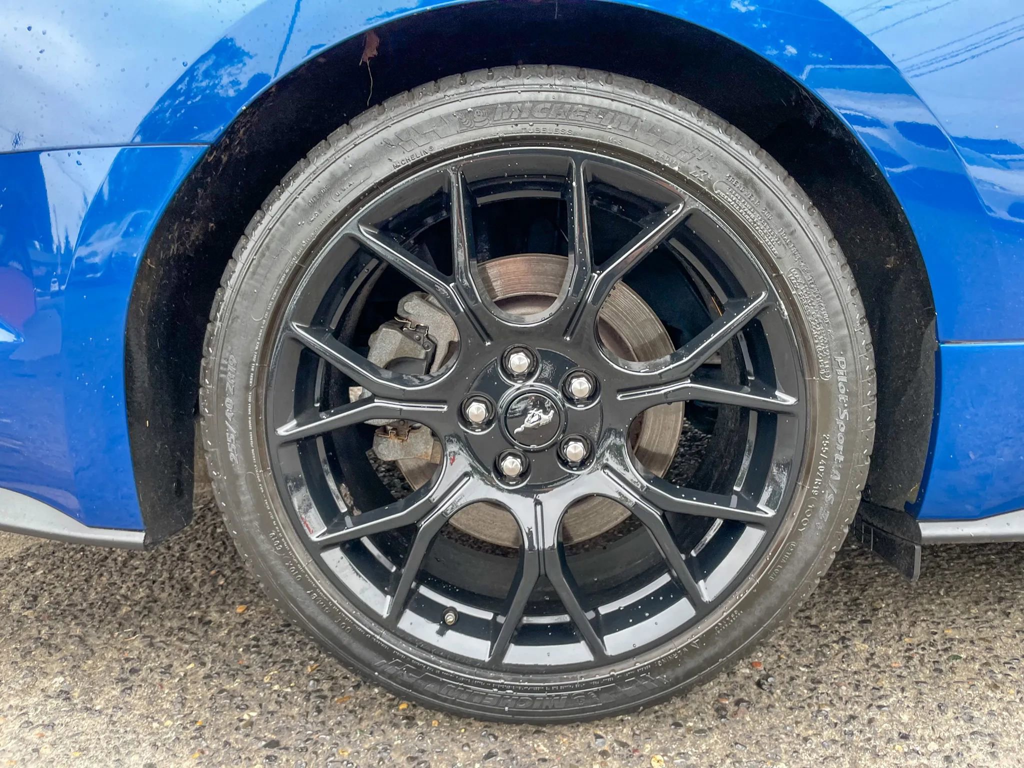 Used 2018 Ford Mustang Coupe w/ Ecoboost Performance Package image 40