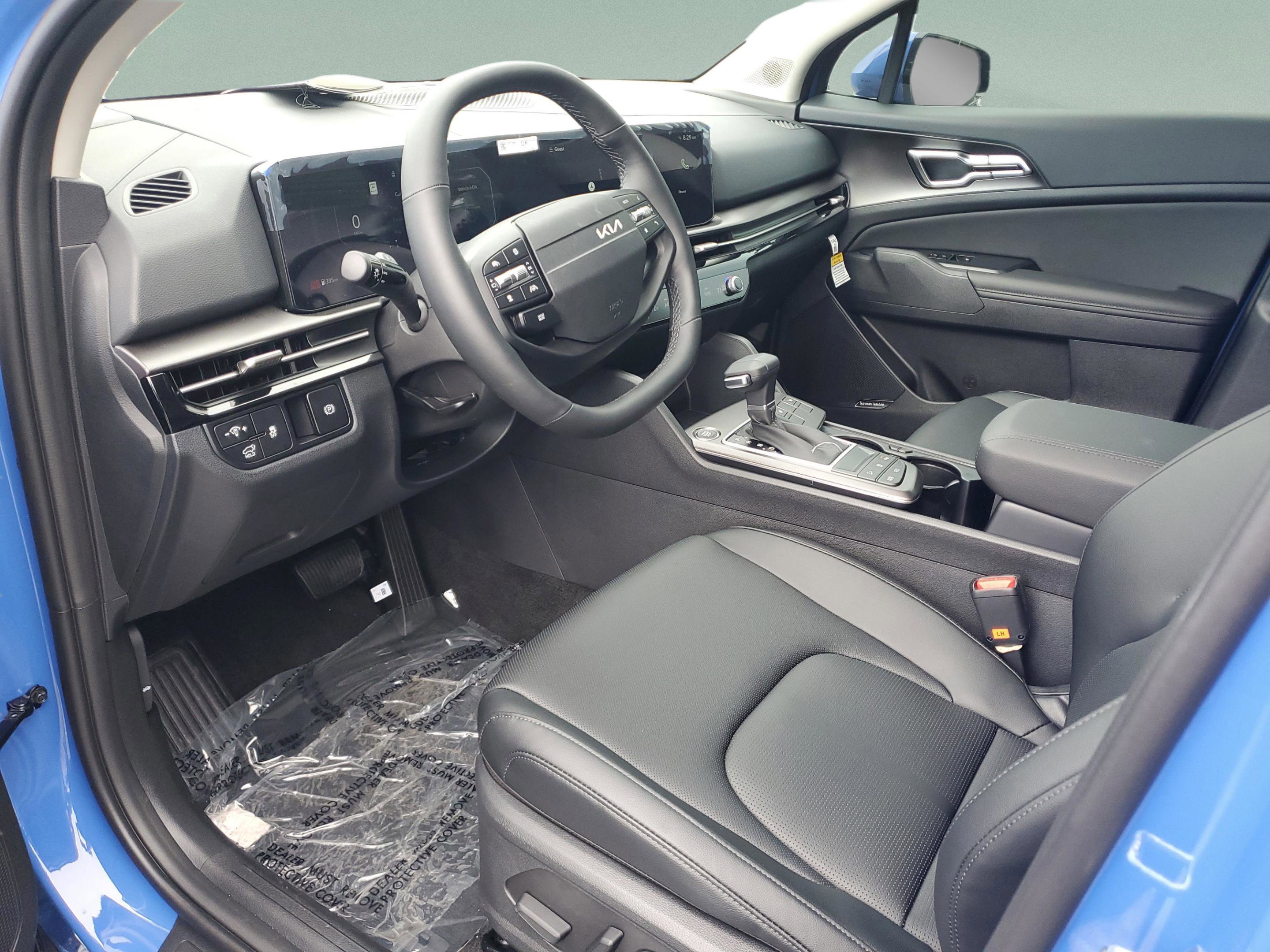 New 2026 Kia Sportage SX image 13
