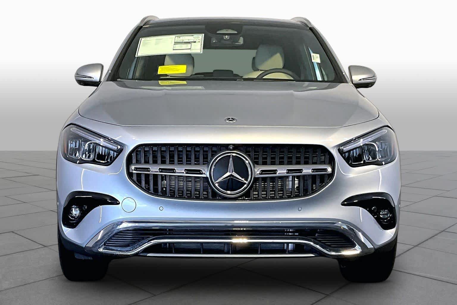 New 2026 Mercedes-Benz GLA 250 4MATIC image 2