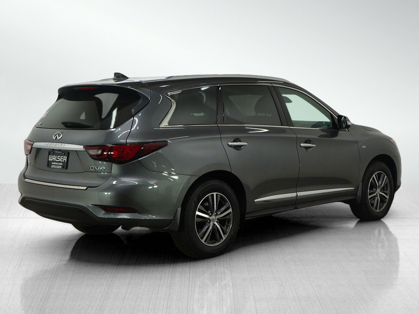 Used 2019 INFINITI QX60 Luxe w/ Essential Package image 6