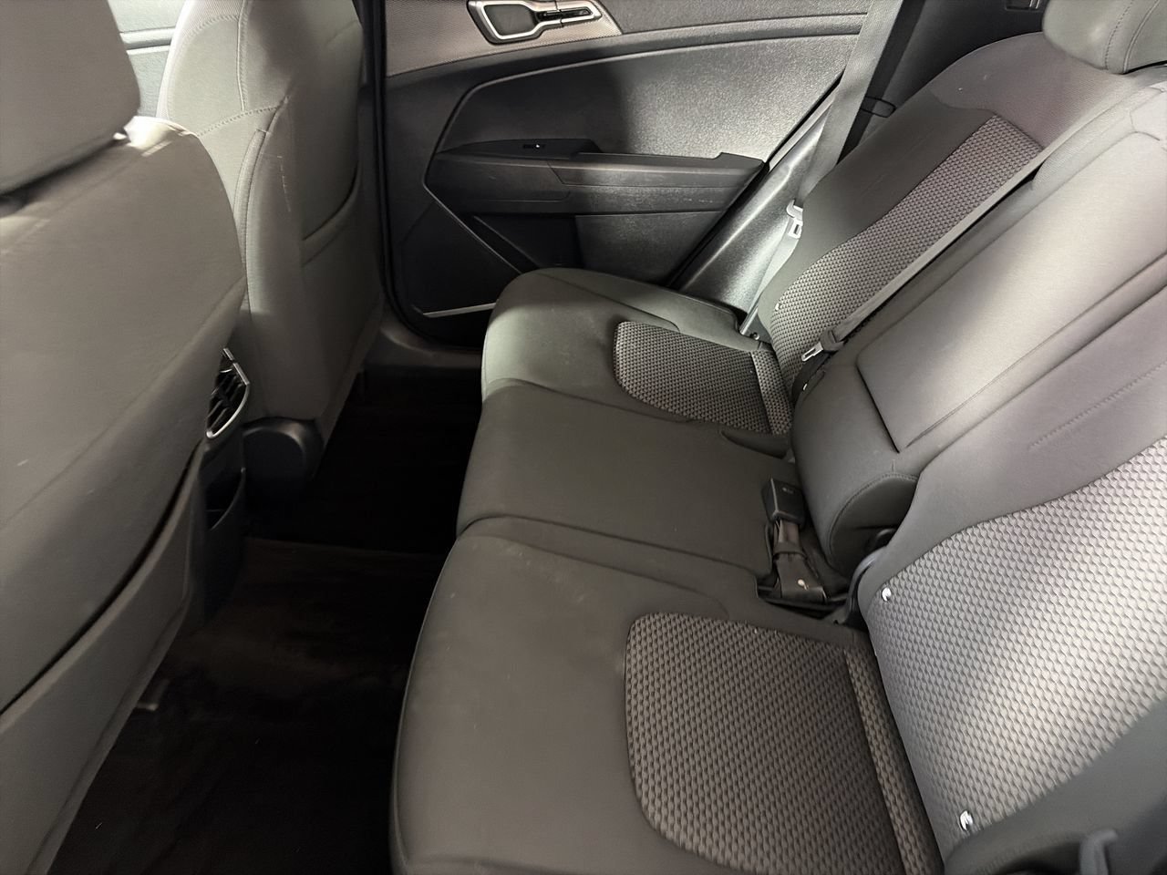 Used 2025 Kia Sportage LX FWD image 21
