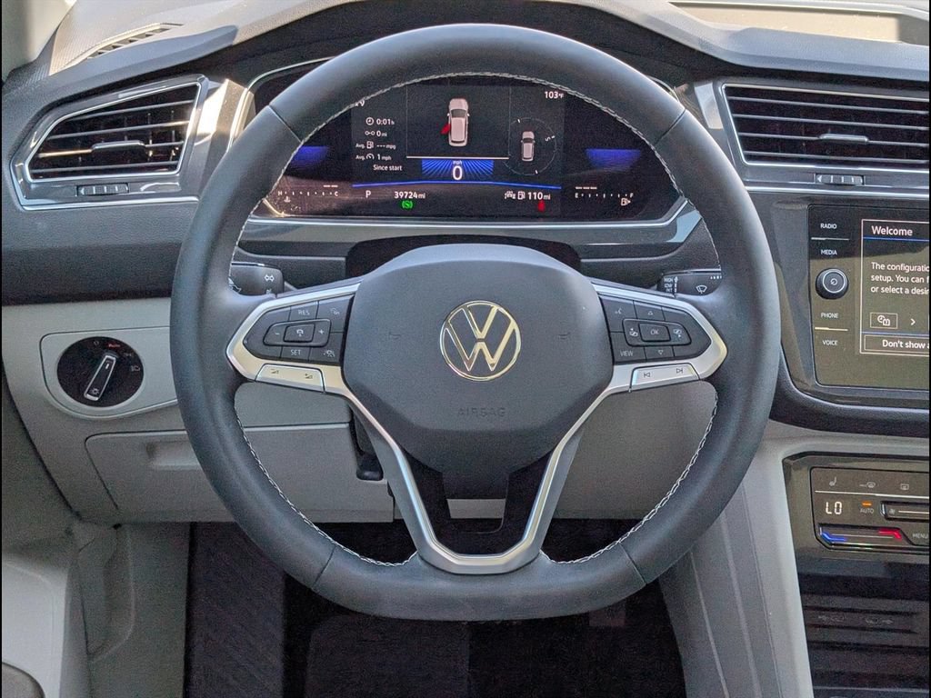 Certified 2023 Volkswagen Tiguan SE w/ Panoramic Sunroof Package FWD image 13