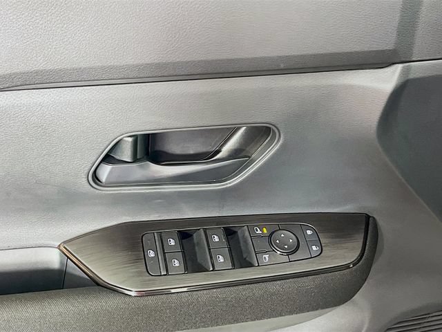 New 2026 Nissan Kicks S FWD image 17