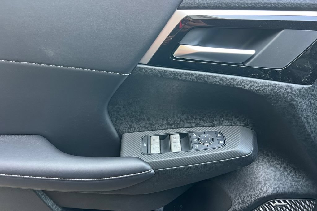 New 2026 Mitsubishi Outlander SE FWD image 12