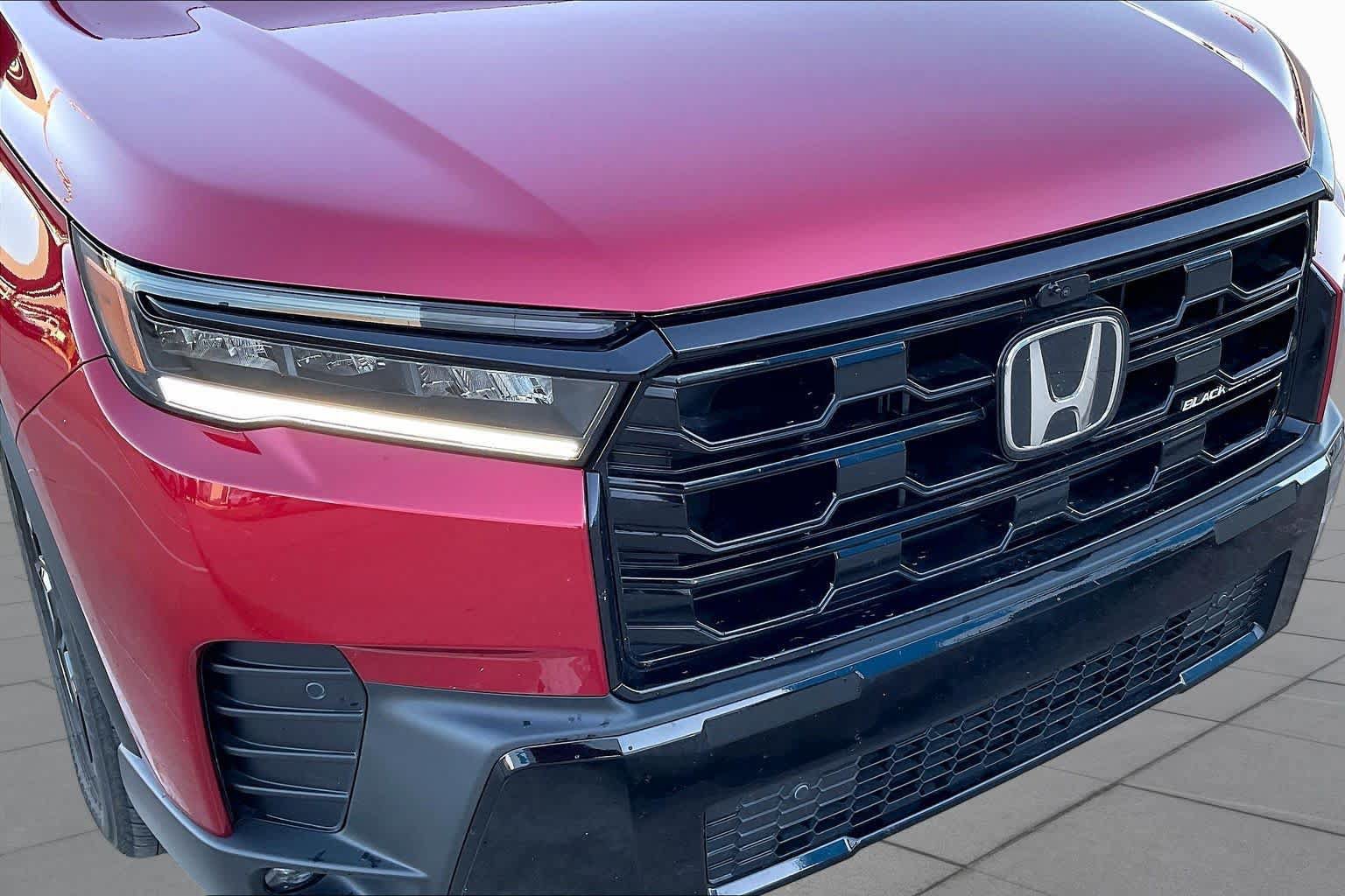 Used 2026 Honda Pilot Black Edition image 30