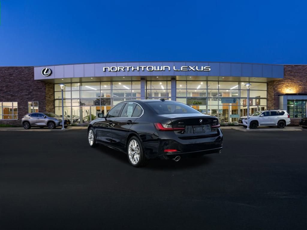 Used 2025 BMW 330i xDrive Sedan w/ Convenience Package image 22