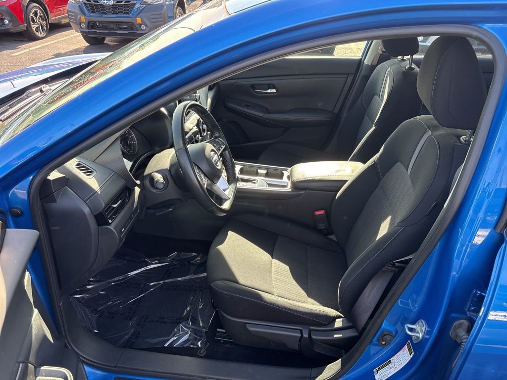 Used 2022 Nissan Sentra SV FWD image 9
