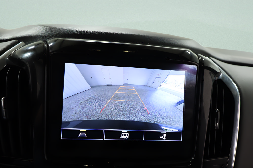 Used 2023 Chevrolet Traverse LT w/ LPO, Floor Liner Package AWD/4WD image 11
