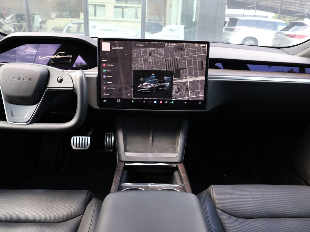 Used 2022 Tesla Model S AWD/4WD image 24