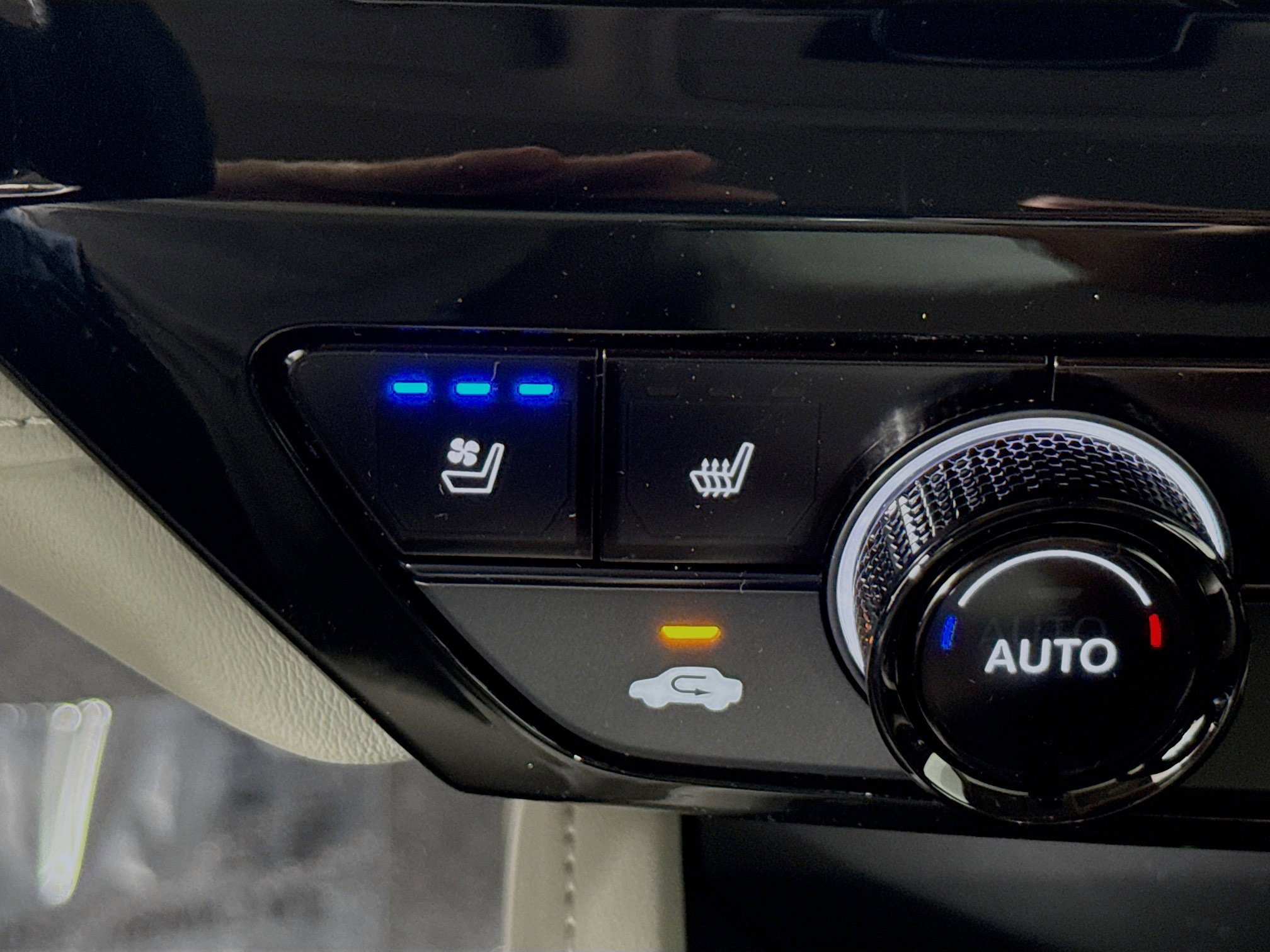 New 2025 Honda Accord Touring image 24