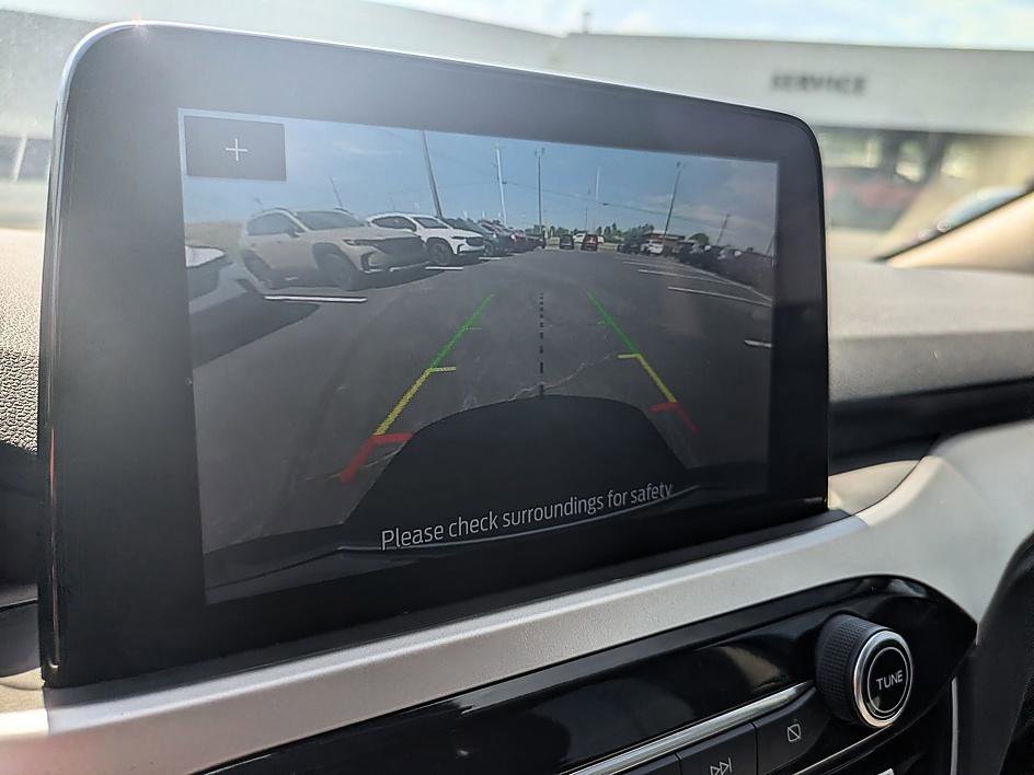 Used 2020 Ford Escape SE image 20