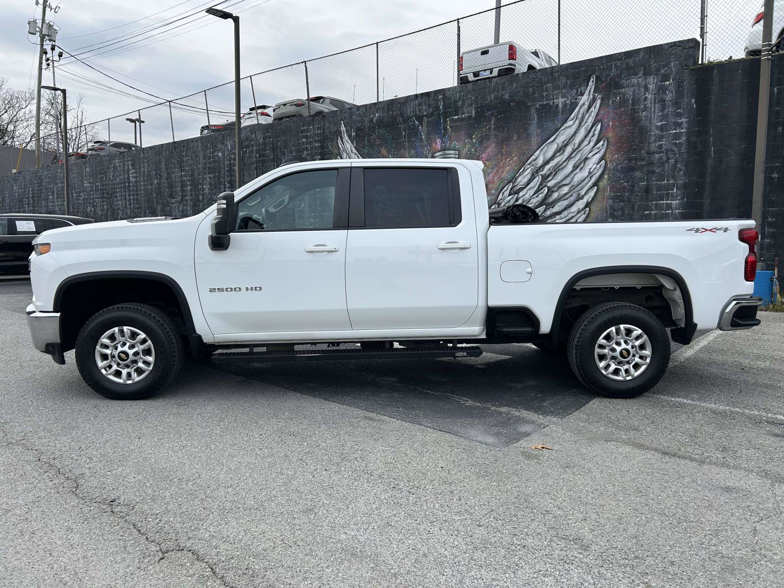 Used 2020 Chevrolet Silverado 2500 LT image 6