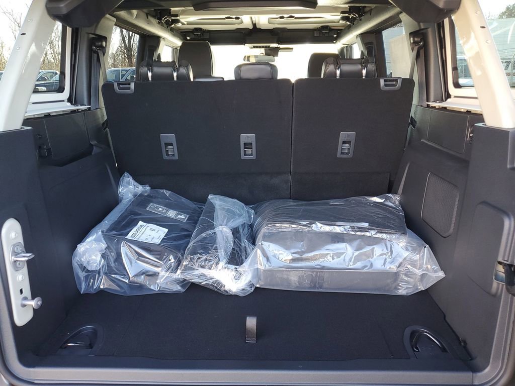 New 2026 Ford Bronco Badlands w/ Sasquatch Package image 37