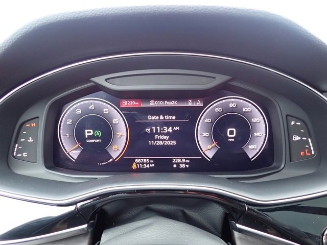 Used 2019 Audi Q8 Premium w/ Convenience Package image 15