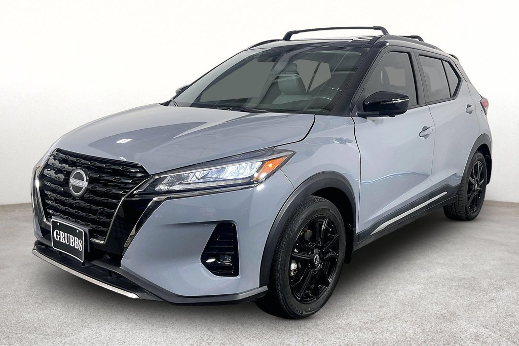 Used 2024 Nissan Kicks SR w/ SR Premium Package FWD image 13