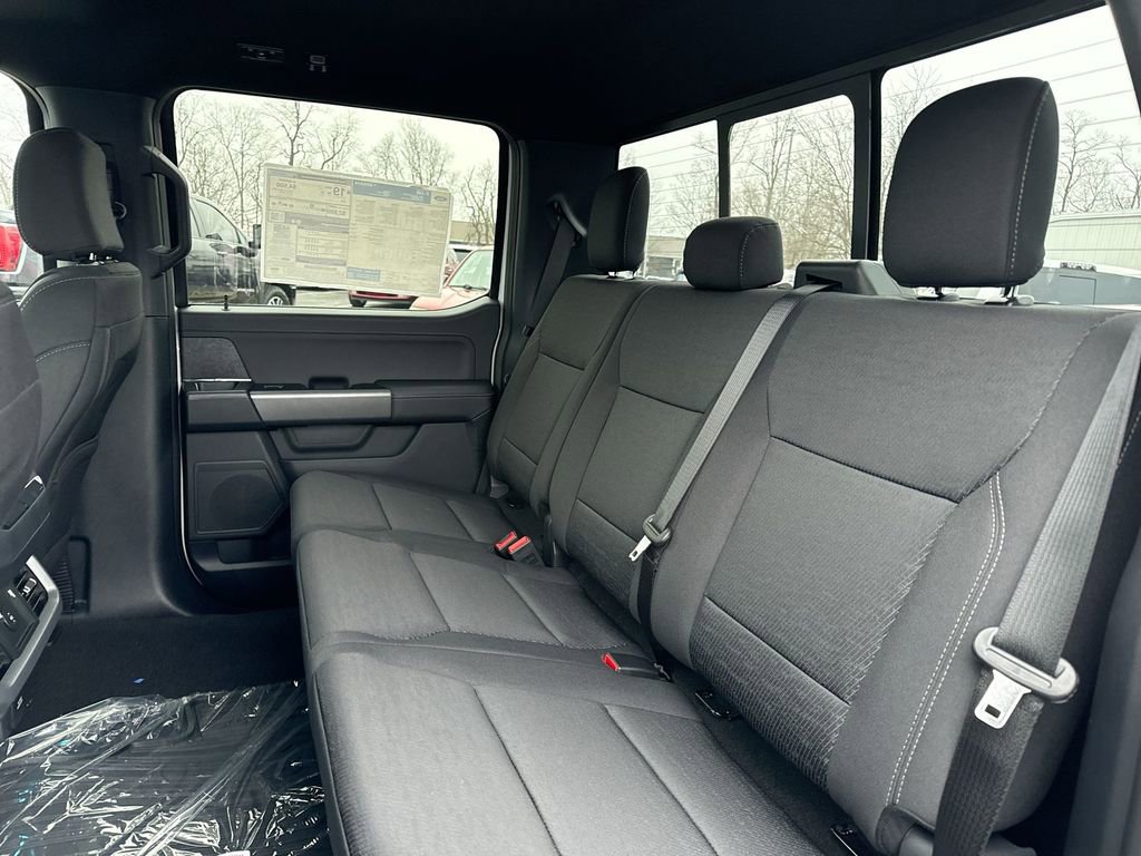 New 2026 Ford F150 XLT w/ Equipment Group 302A MID image 9