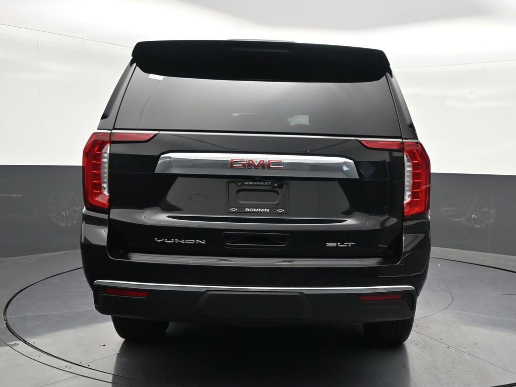Used 2023 GMC Yukon XL SLT w/ SLT Premium Package RWD image 4