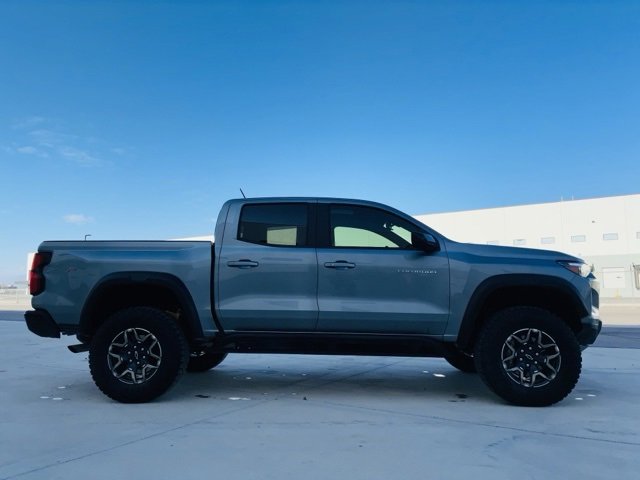 Used 2023 Chevrolet Colorado ZR2 w/ ZR2 Convenience Package III image 6