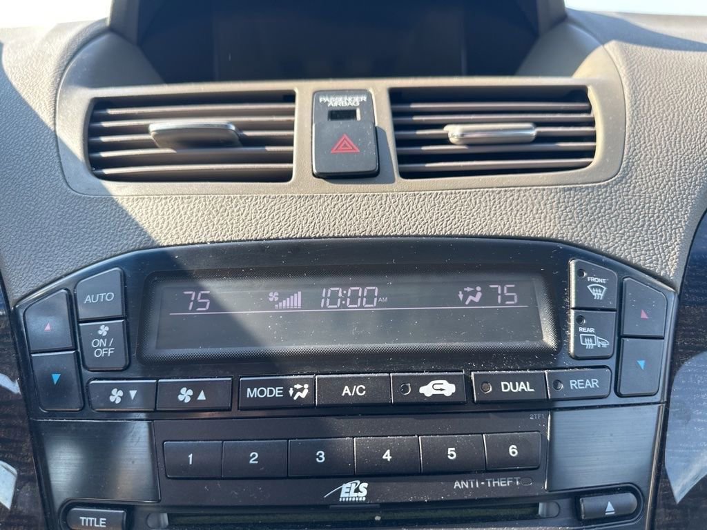 Used 2011 Acura MDX w/ Technology & Entertainment image 25