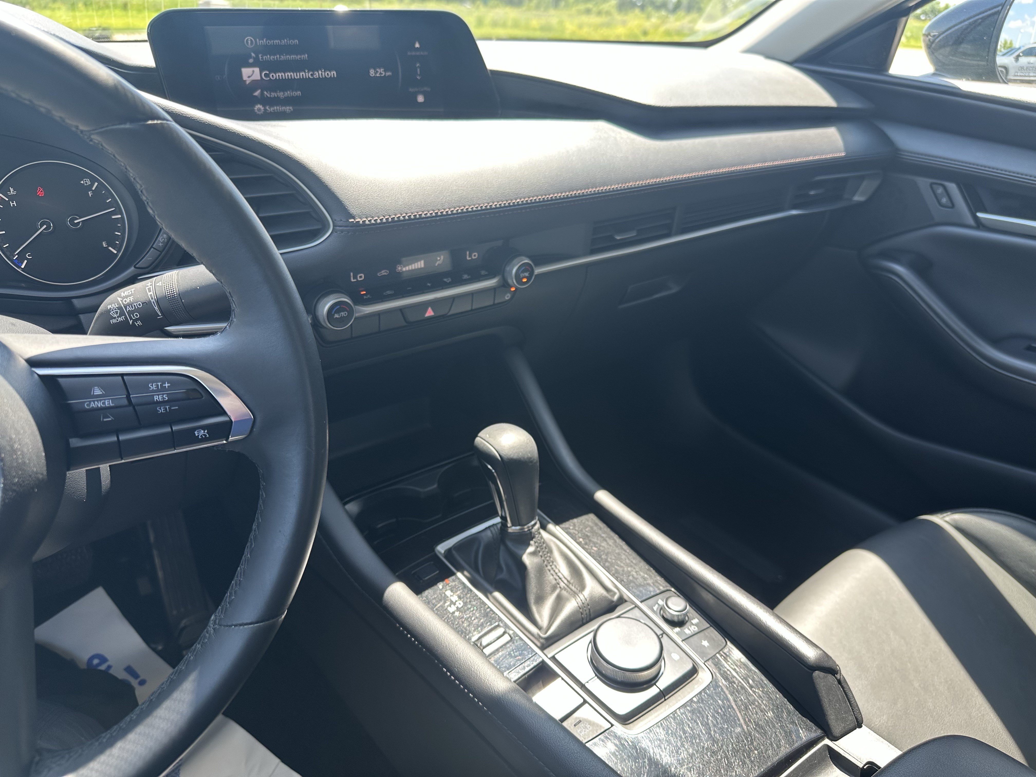 Used 2024 MAZDA MAZDA3 s FWD image 11
