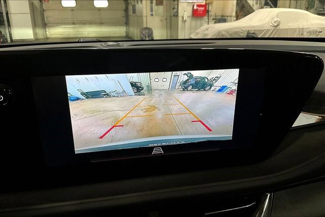 Certified 2025 Buick Envista Preferred w/ Convenience I Package image 14