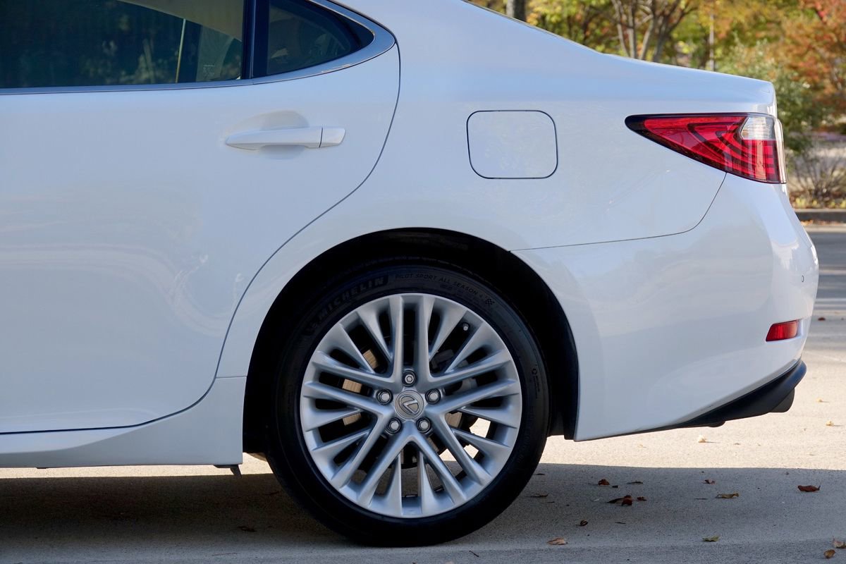 Used 2014 Lexus ES 350 image 24