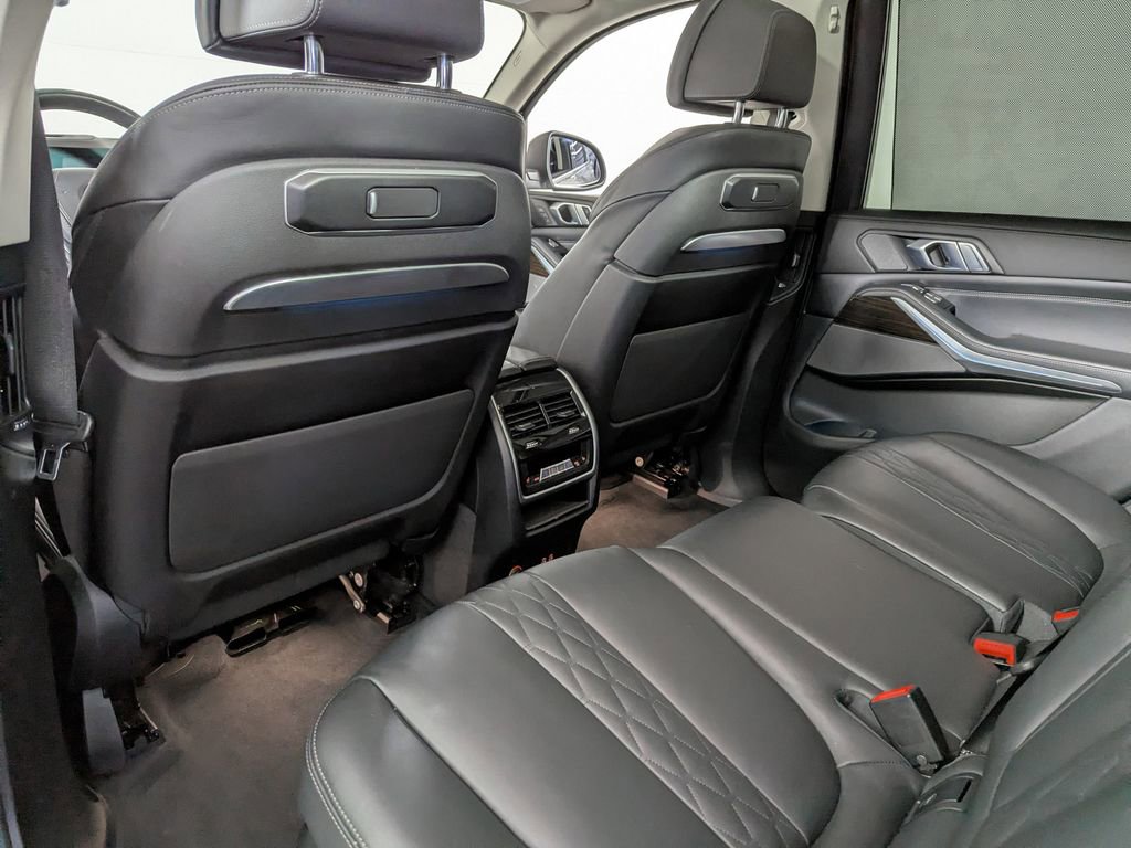 Used 2023 BMW X7 xDrive40i image 47