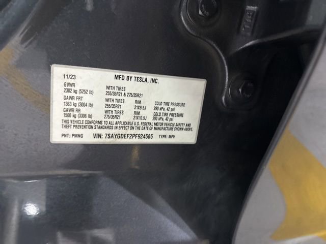 Used 2023 Tesla Model Y Performance image 36