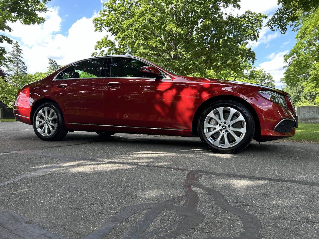 Used 2019 Mercedes-Benz E 450 4MATIC Sedan w/ Driver Assistance Package image 26