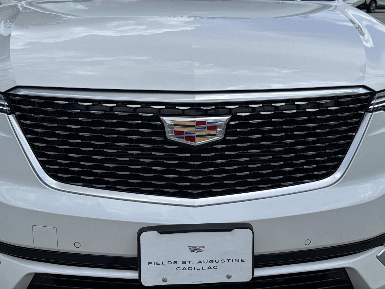 Used 2024 Cadillac XT6 Premium Luxury FWD image 8
