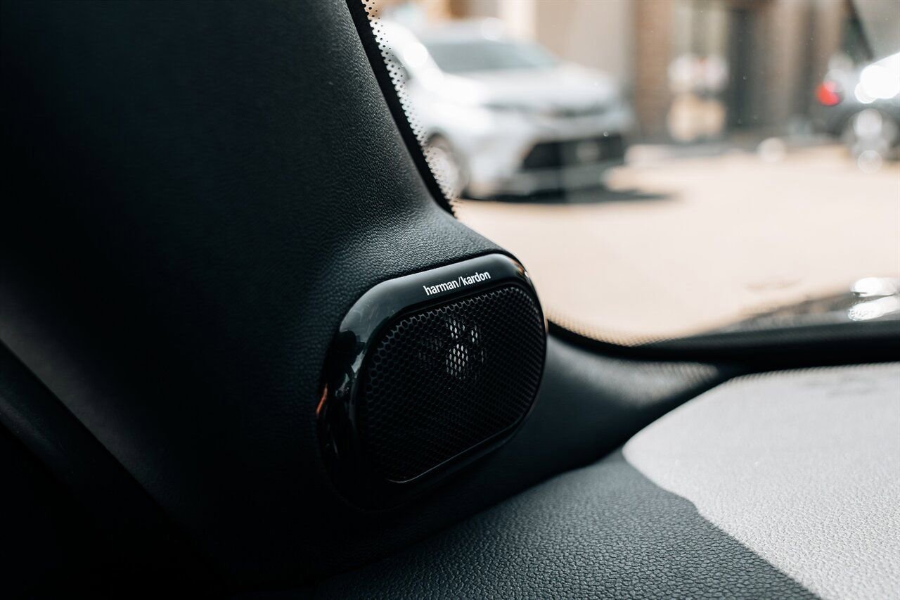 Used 2019 MINI Cooper John Cooper Works FWD image 24
