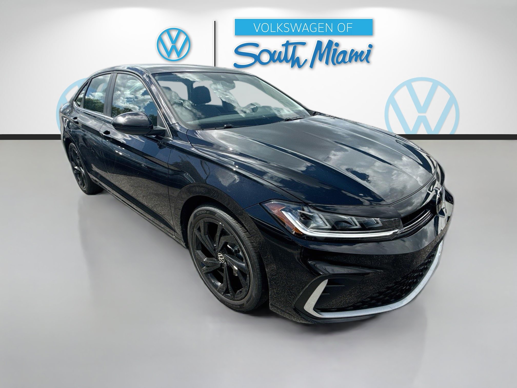 New 2027 Volkswagen Jetta SE FWD image 1