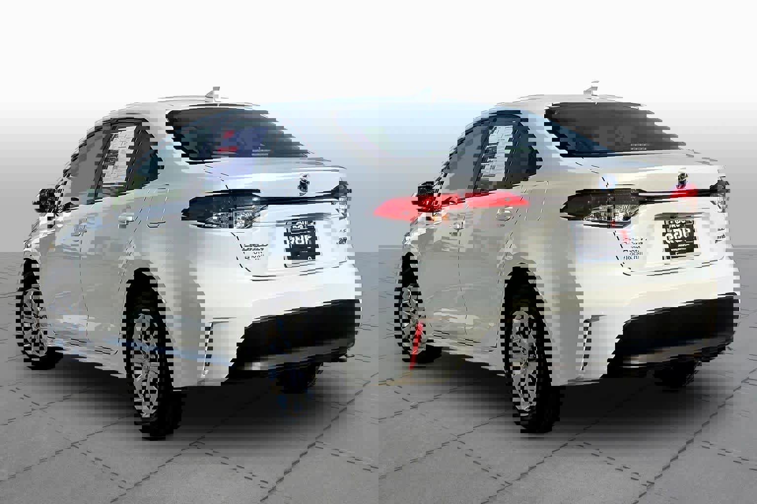 Used 2024 Toyota Corolla LE image 12