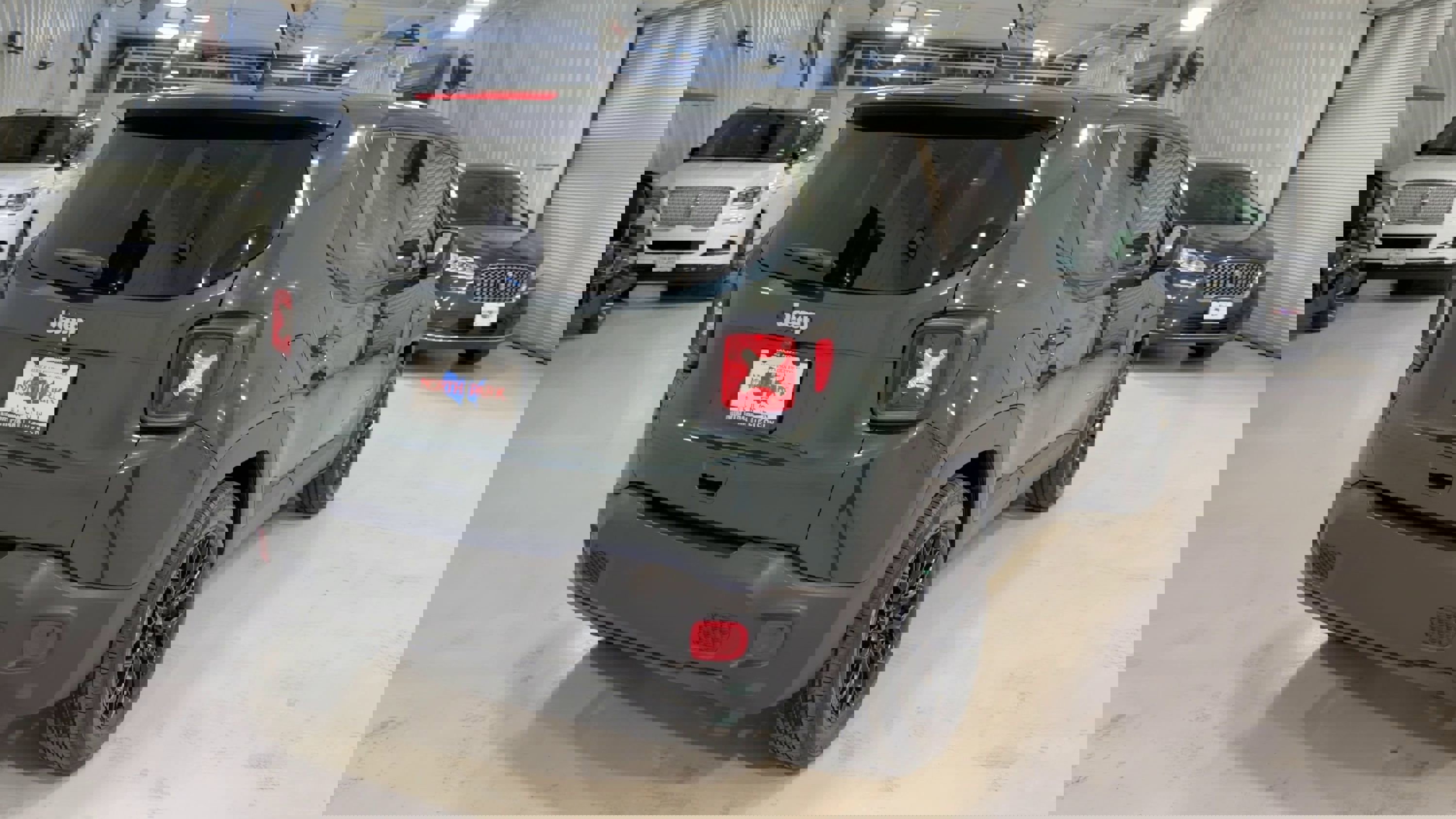 Used 2021 Jeep Renegade Sport image 9