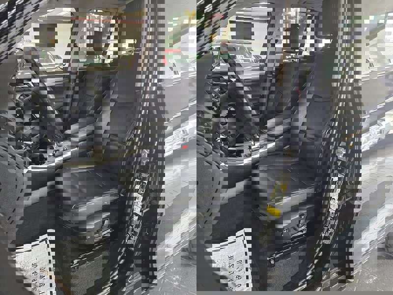 Used 2011 BMW X3 xDrive28i image 9