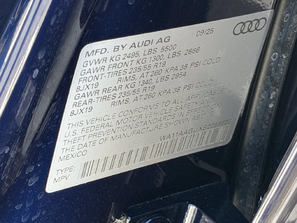 Certified 2025 Audi Q5 Premium w/ Convenience Package AWD/4WD image 10