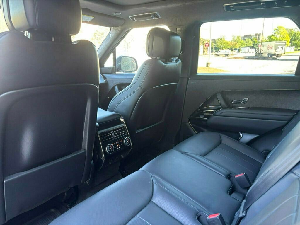 Used 2023 Land Rover Range Rover Sport First Edition image 16