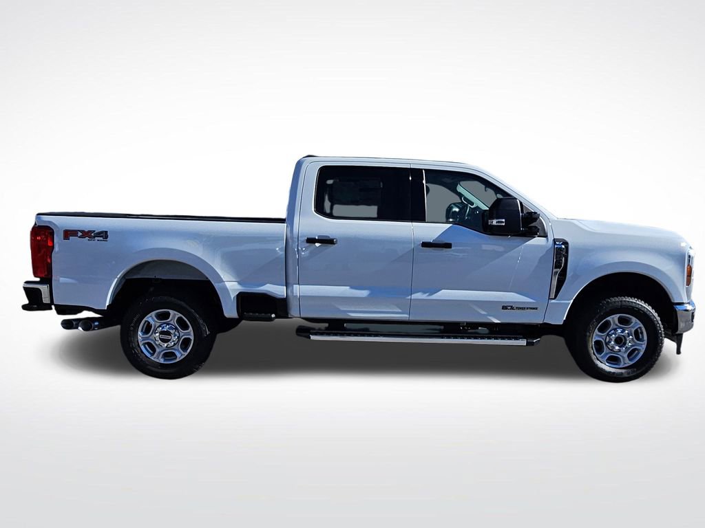 New 2026 Ford F250 XLT w/ FX4 Off-Road Package image 18