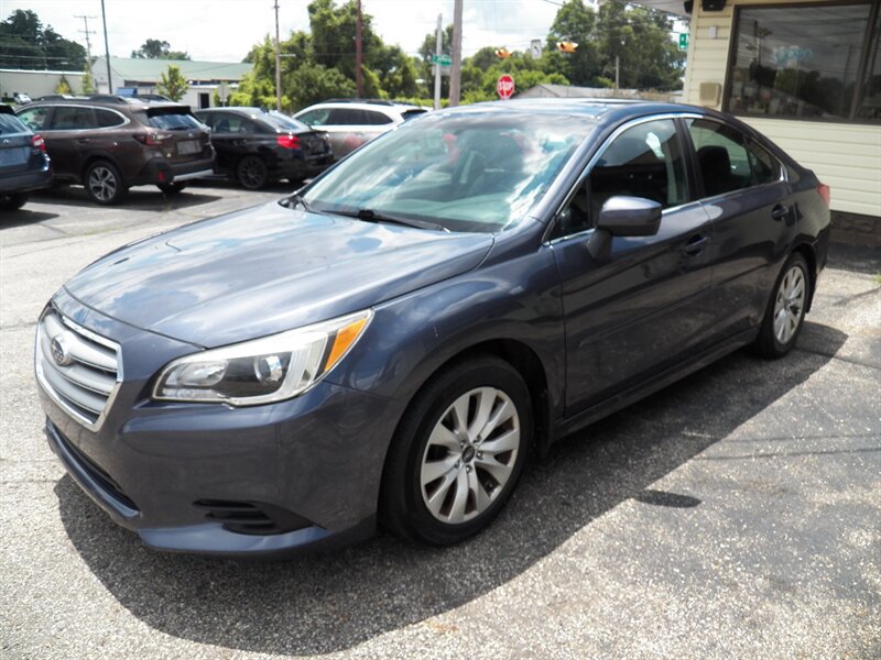 Used 2015 Subaru Legacy 2.5i Premium AWD/4WD image 2