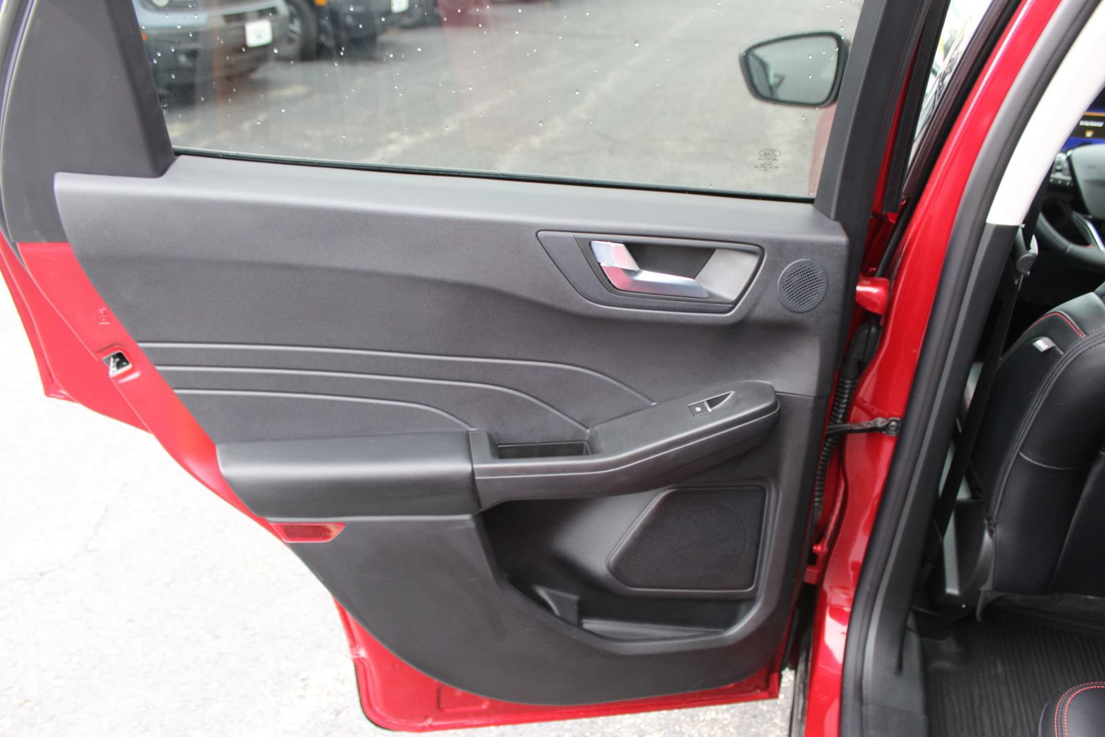 Used 2022 Ford Escape SEL w/ SEL Stealth AWD Package image 18