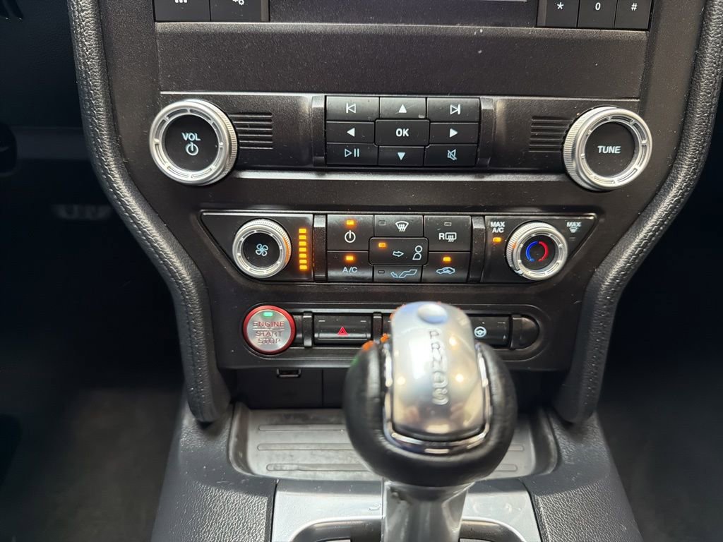 Used 2022 Ford Mustang Coupe RWD image 19