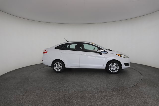 Used 2016 Ford Fiesta SE image 23