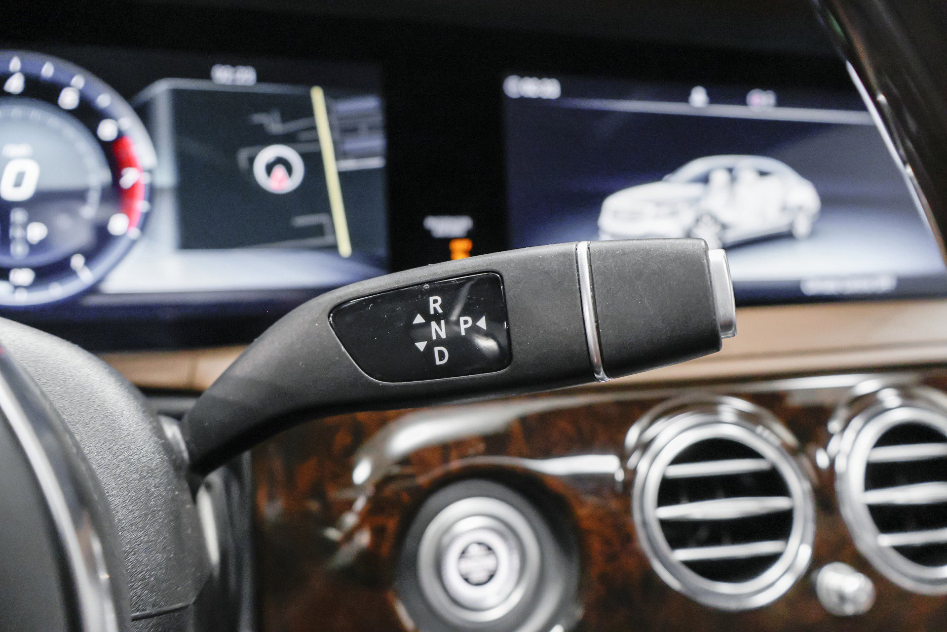 Used 2019 Mercedes-Benz Maybach S 560 4MATIC image 13