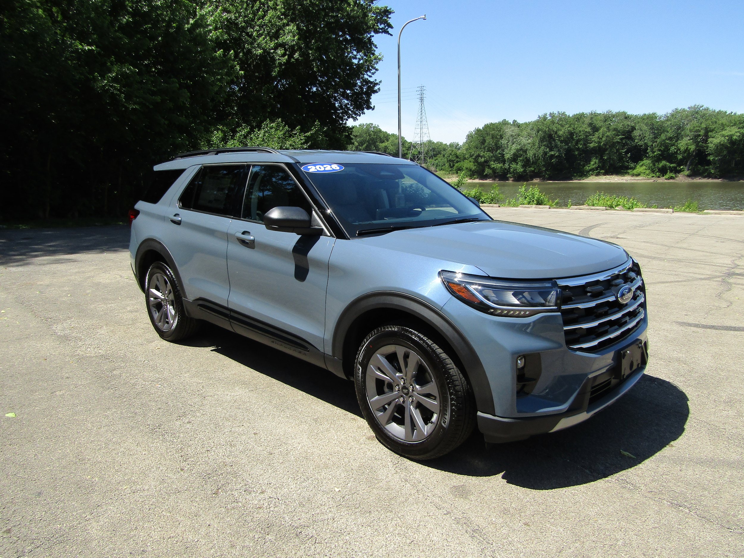 New 2026 Ford Explorer Active w/ Active Comfort Package AWD/4WD image 6